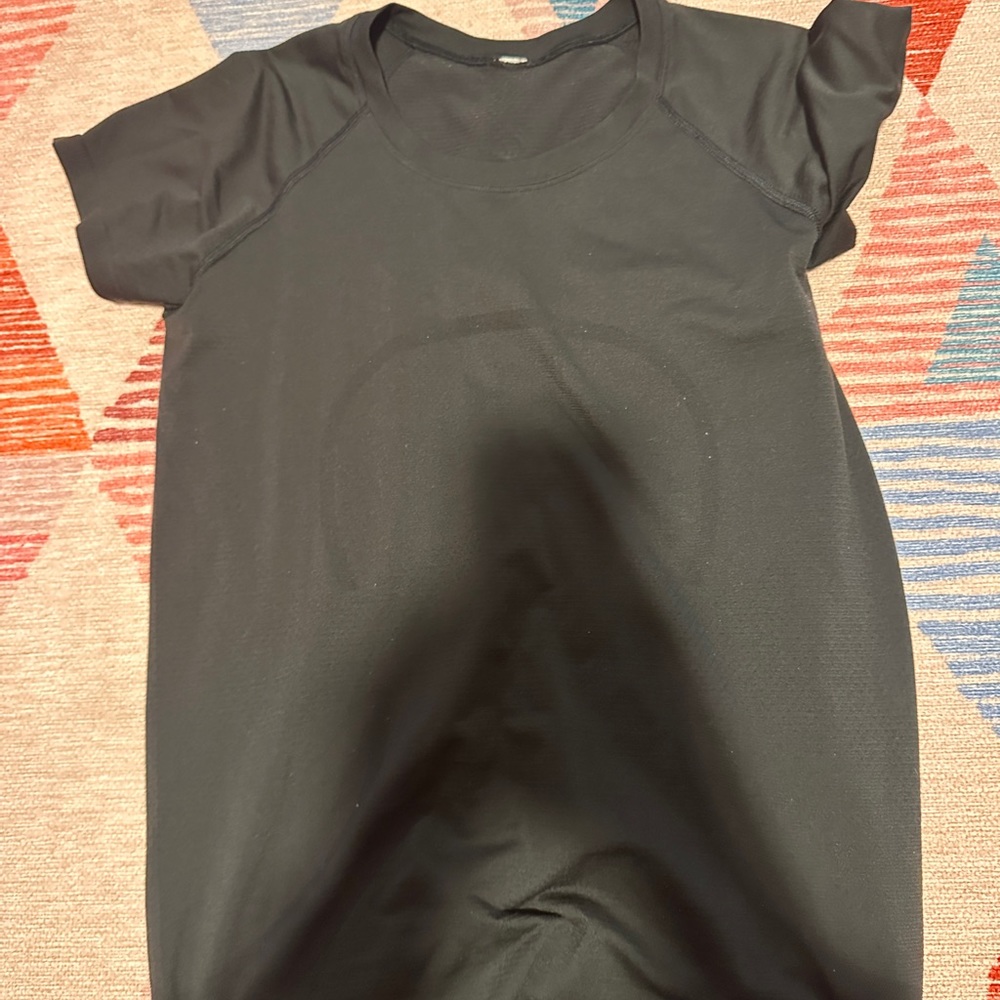 Black Lululemon Swiftly Tech